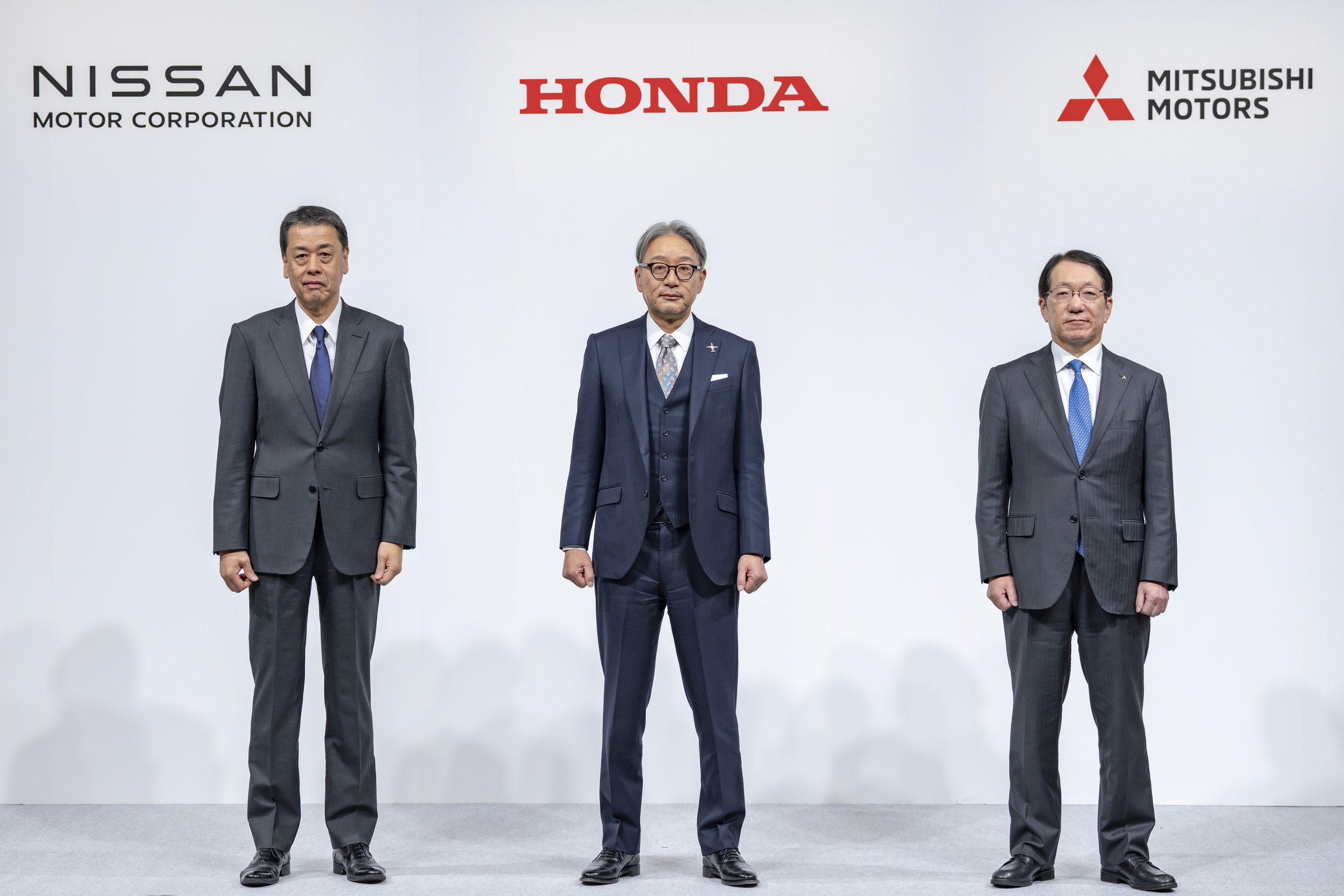 Renault-prokommentirovala-sliyaniye-Honda-Nissan-i-Mitsubishi